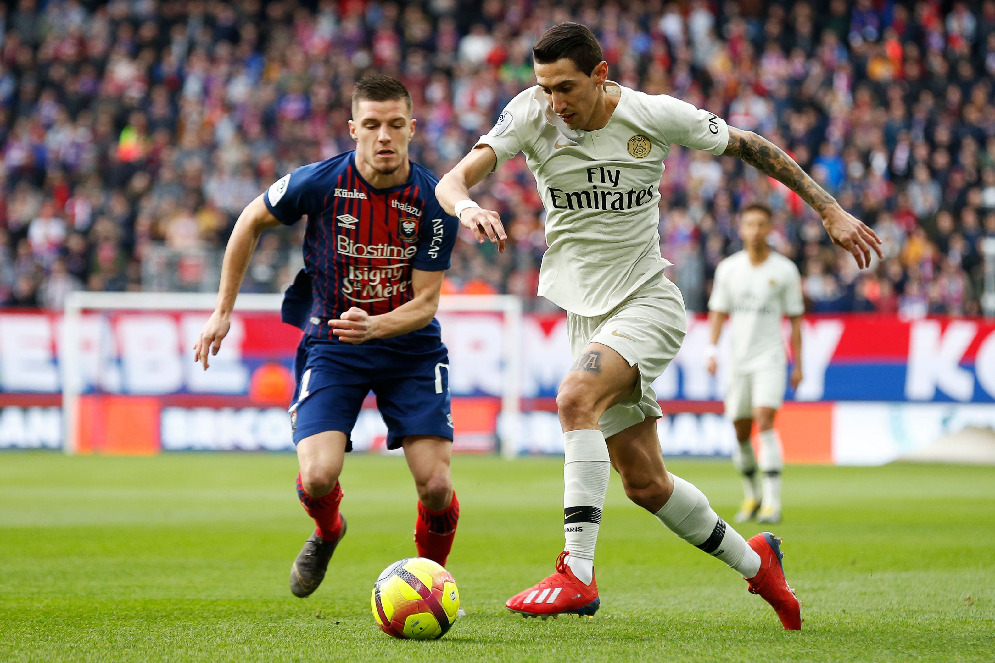 巴黎vs弗拉门戈：KK、杜埃、李刚仁首发，登贝莱替补（巴黎对阵弗拉门戈：KK、杜埃、李刚仁先发出场，登贝莱列替补）