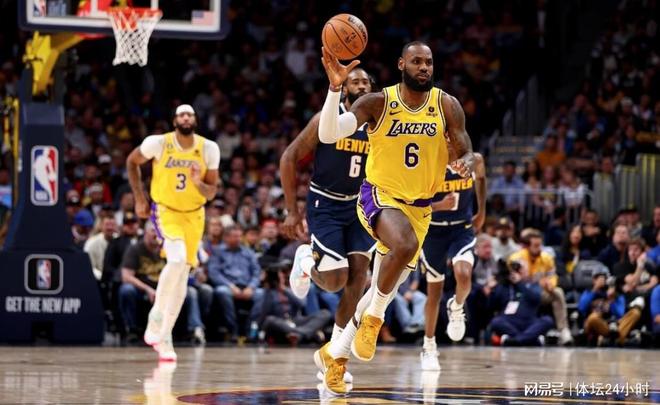 官方：拜仁女足与日本女足国脚谷川萌萌子续约至2029年（官宣：拜仁女足与日本国脚谷川萌萌子续约，合同至2029年）