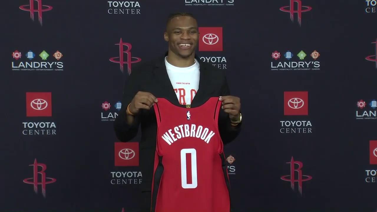 每体：巴萨考虑明年夏天去巴西进行季前训练和比赛（每体：巴萨计划明夏赴巴西进行季前集训与热身赛）