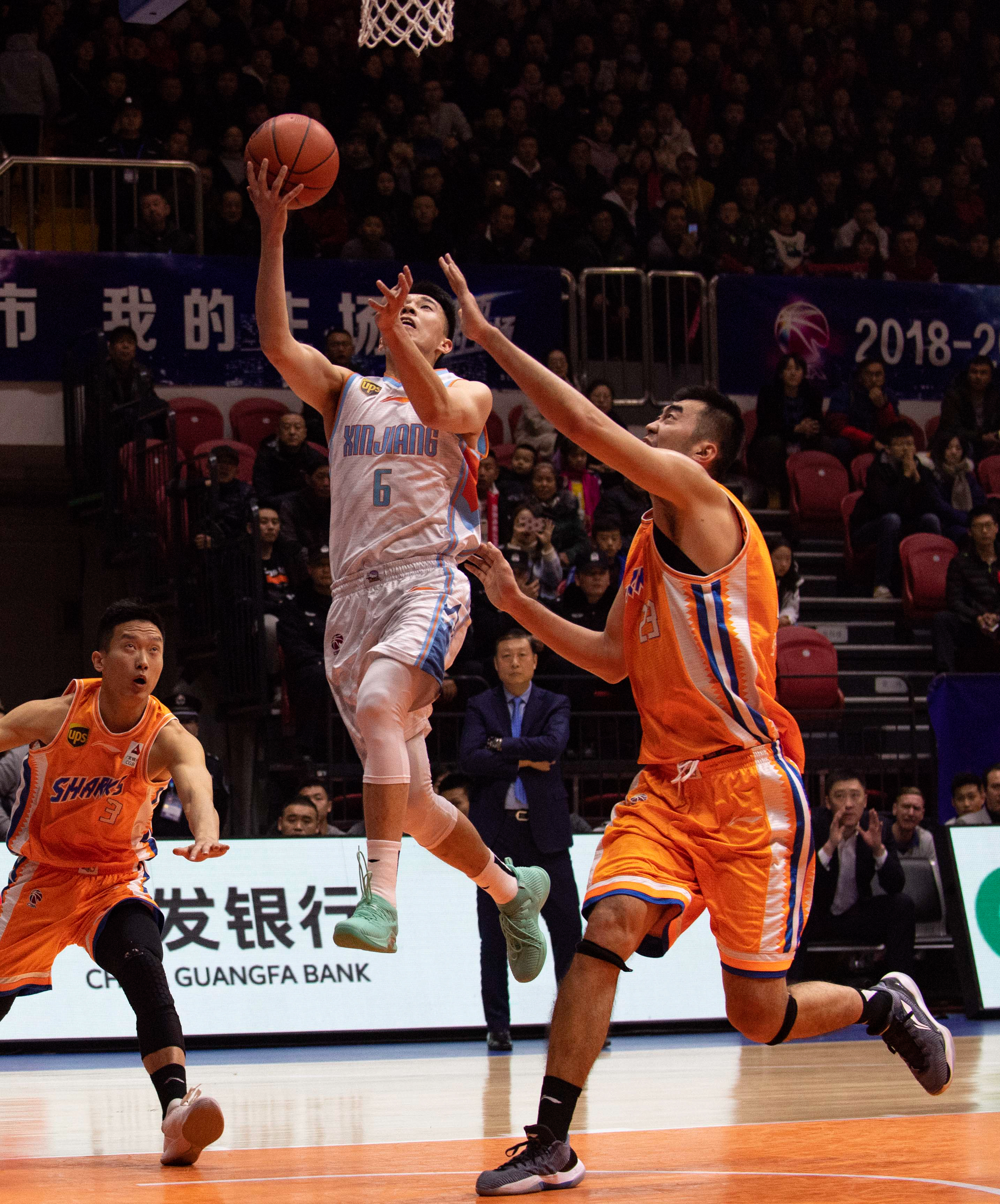 克罗斯：皇马创造的威胁比曼城更多，曼城不配赢球（克罗斯称皇马威胁占优，曼城配不上这场胜利）